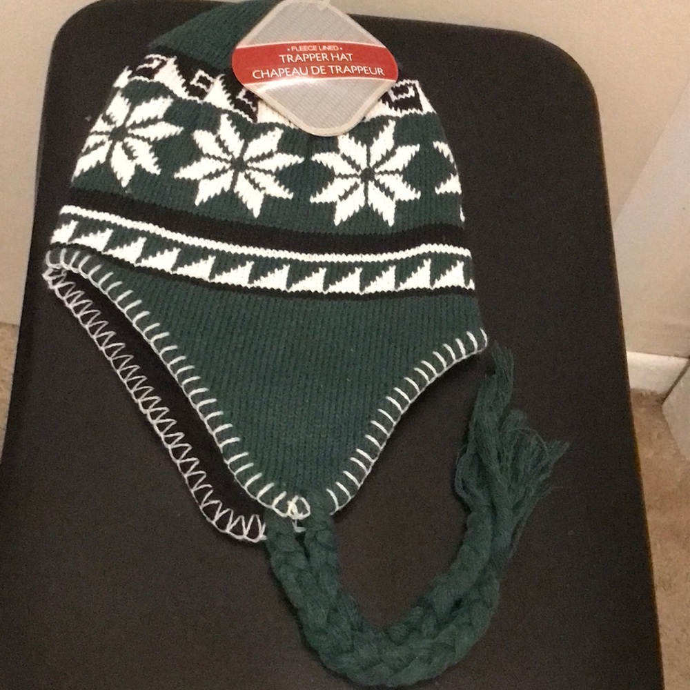 Green and White Boys Holiday Trapper Hat with Snowflake Design